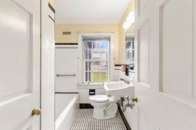 530 Montgomery Street, Fall River, MA 02720 - Photo 23
