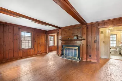 530 Montgomery Street, Fall River, MA 02720 - Photo 9