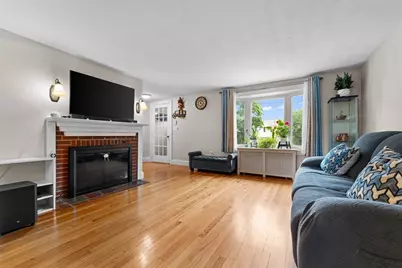 120 North St, Stoneham, MA 02180 - Photo 3
