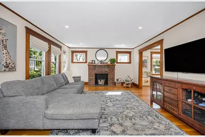24 Pinevale Avenue, Reading, MA 01867 - Photo 3