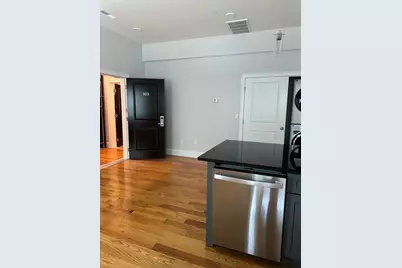 804 Waverly St #303, Framingham, MA 01702 - Photo 5