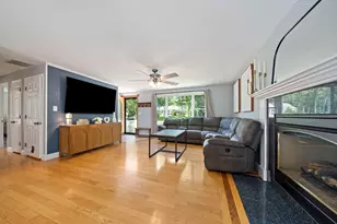 35 Braeburn Ct, Falmouth, MA 02536 - Photo 11