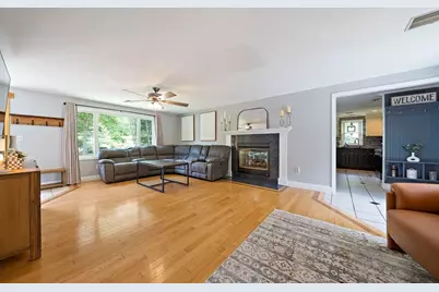 35 Braeburn Ct, Falmouth, MA 02536 - Photo 15