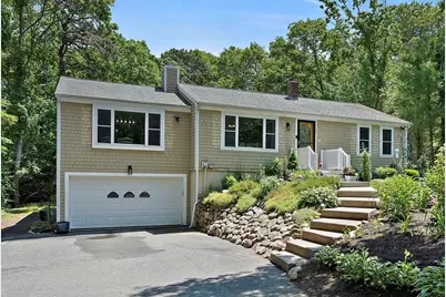 35 Braeburn Ct, Falmouth, MA 02536 - Photo 1