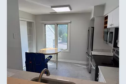 330 Sunderland Rd #39, Worcester, MA 01604 - Photo 3