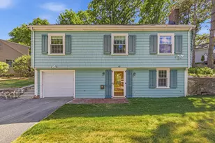 17 Echo St, Melrose, MA 02176 - Photo 1