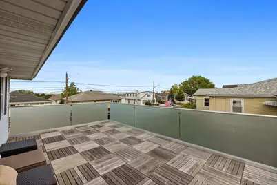 15 Sullivan St, Revere, MA 02151 - Photo 17