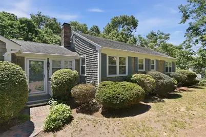 8 Emerald Way, Sandwich, MA 02644 - Photo 3