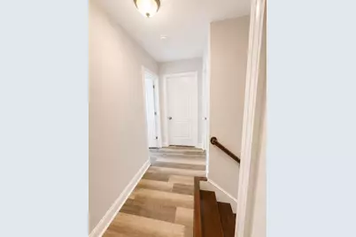 19 Westminster St, Worcester, MA 01605 - Photo 9