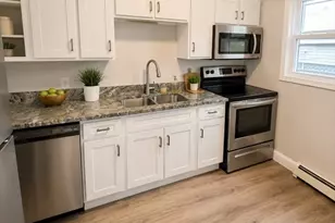 19 Westminster St, Worcester, MA 01605 - Photo 7