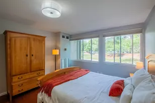 250 Hammond Pond Pkwy, Newton, MA 02467 - Photo 23