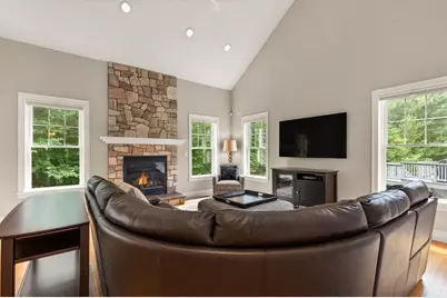 43 Winterberry Ln, Easton, MA 02356 - Photo 5