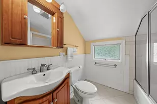 7 Trickett Rd, Lynnfield, MA 01940 - Photo 29