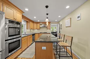 7 Trickett Rd, Lynnfield, MA 01940 - Photo 7