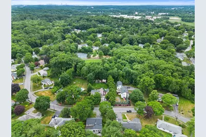 7 Trickett Rd, Lynnfield, MA 01940 - Photo 37