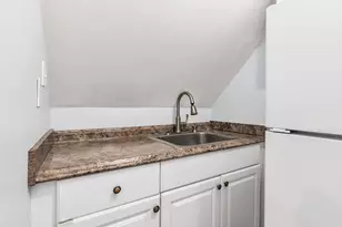 73 Pleasant St, Lowell, MA 01852 - Photo 31