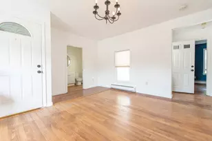 14 Pleasant St, Franklin, MA 02038 - Photo 3