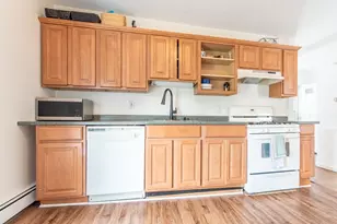 14 Pleasant St, Franklin, MA 02038 - Photo 7