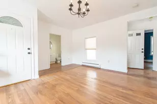 14 Pleasant St, Franklin, MA 02038 - Photo 3