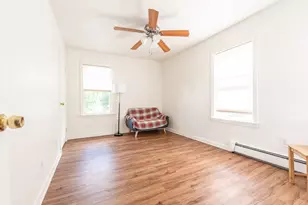 14 Pleasant St, Franklin, MA 02038 - Photo 9