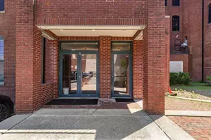 196 Main St, Gloucester, MA 01930 - Photo 3