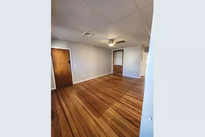 920 Pine St #3W, Fall River, MA 02720 - Photo 3
