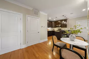 360 W 2nd St, Boston, MA 02127 - Photo 11