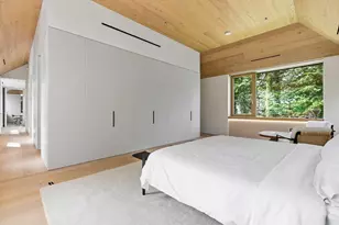 45 White Oak Rd, Wellesley, MA 02481 - Photo 19