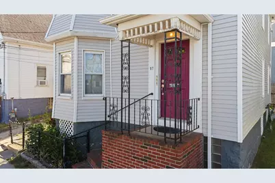 27 Juniper St, New Bedford, MA 02740 - Photo 11