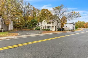 9 Russell Rd, Huntington, MA 01050 - Photo 3