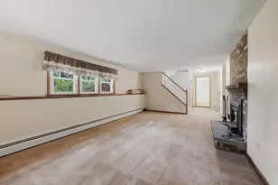 610 Bullard St, Holden, MA 01520 - Photo 27