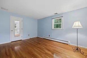 610 Bullard St, Holden, MA 01520 - Photo 15