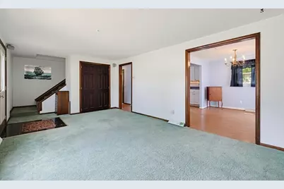 19 Indian Rd, Holbrook, MA 02343 - Photo 9
