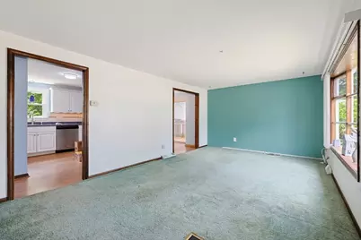 19 Indian Rd, Holbrook, MA 02343 - Photo 7