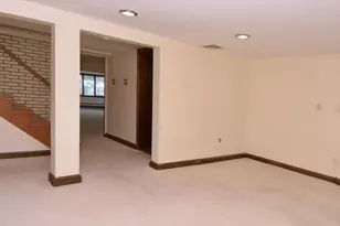 39 Winona St, Peabody, MA 01960 - Photo 25