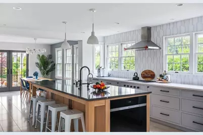 28 Bridge Ave, Scituate, MA 02066 - Photo 9