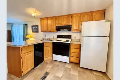 735 Memorial Dr #94, Chicopee, MA 01020 - Photo 13