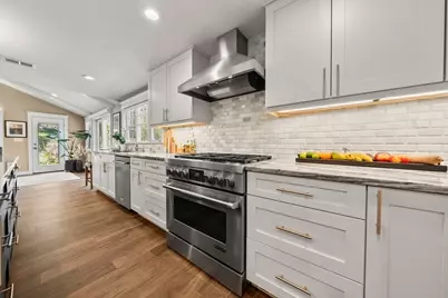 23 Albert St., Waltham, MA 02453 - Photo 7