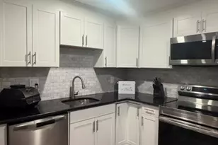 9 Weld St, Framingham, MA 01702 - Photo 9