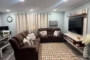 9 Weld St, Framingham, MA 01702 - Photo 13