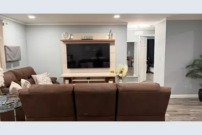 9 Weld St #15, Framingham, MA 01702 - Photo 3