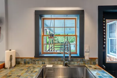 1450 S East St, Amherst, MA 01002 - Photo 9