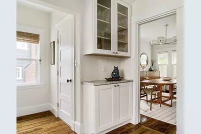 85 Oakland Ave, Arlington, MA 02476 - Photo 9