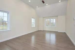 171 Burrage St, Lunenburg, MA 01462 - Photo 11
