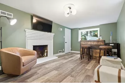 377 Pearl St, Reading, MA 01867 - Photo 11
