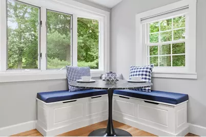 377 Pearl St, Reading, MA 01867 - Photo 5