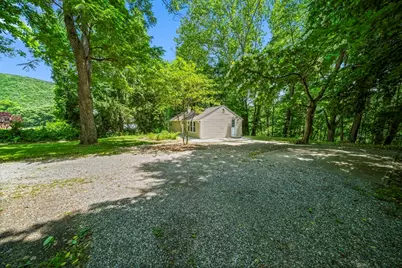 140 Highland Ave, Russell, MA 01071 - Photo 23