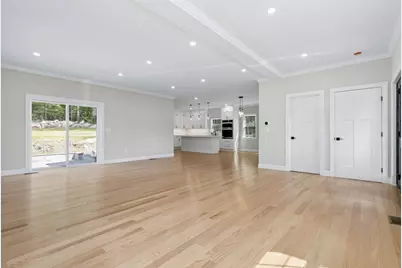 53 Louis St, Holliston, MA 01746 - Photo 5