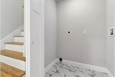 53 Louis St, Holliston, MA 01746 - Photo 11