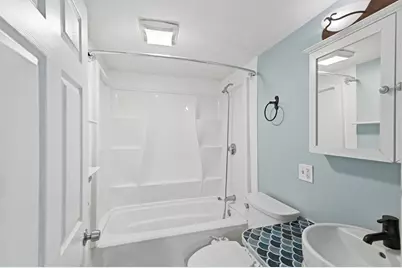 111 Greenleaf St, Quincy, MA 02169 - Photo 35